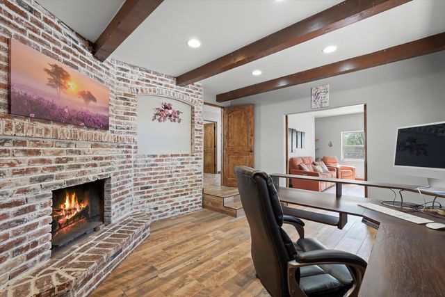 6735 Corrales Road, Corrales, NM 87048