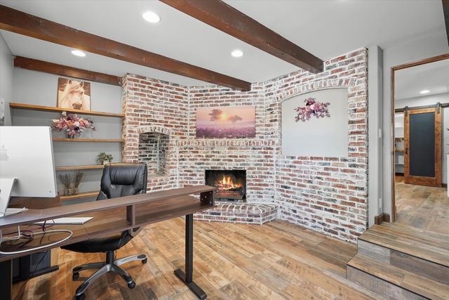 6735 Corrales Road, Corrales, NM 87048