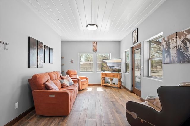 6735 Corrales Road, Corrales, NM 87048