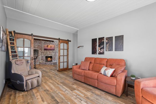 6735 Corrales Road, Corrales, NM 87048