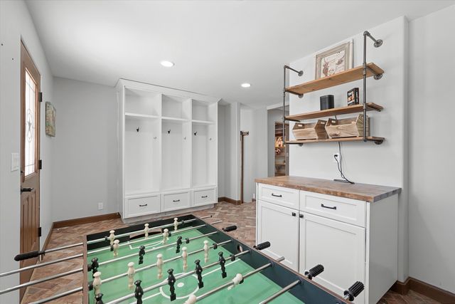 6735 Corrales Road, Corrales, NM 87048