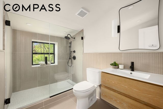 826 Putnam Avenue, New York City, NY 11221
