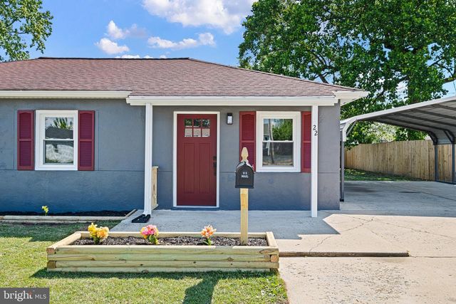 22 MEMORIAL DR, New Castle, DE 19720