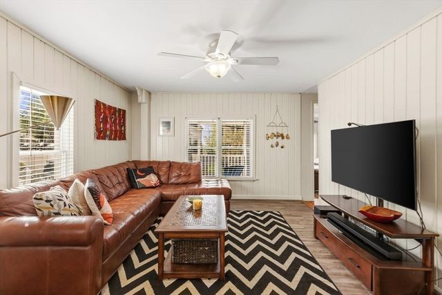 29 Woodlawn St, Lynn, MA 01904