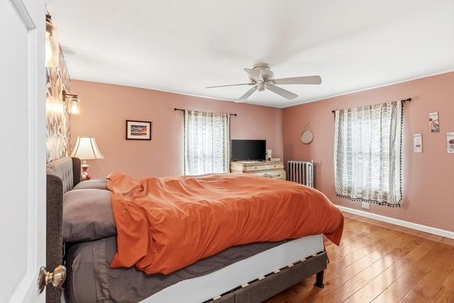 29 Woodlawn St, Lynn, MA 01904
