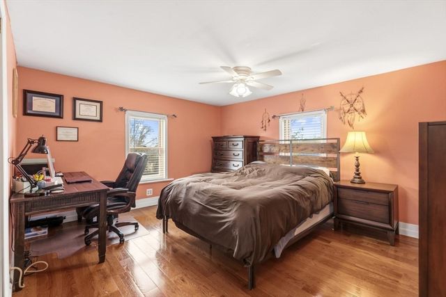 29 Woodlawn St, Lynn, MA 01904