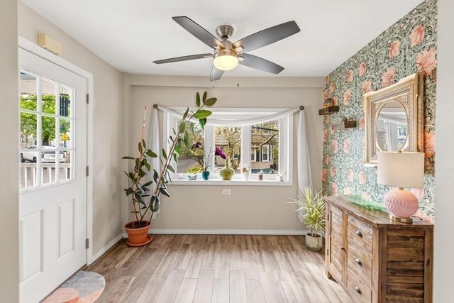 29 Woodlawn St, Lynn, MA 01904