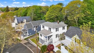 29 Woodlawn St, Lynn, MA 01904