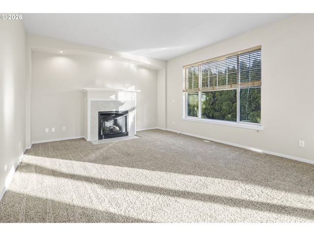 490 Ne 64TH Way, Hillsboro, OR 97124