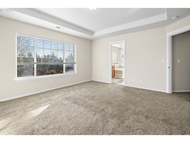 490 Ne 64TH Way, Hillsboro, OR 97124