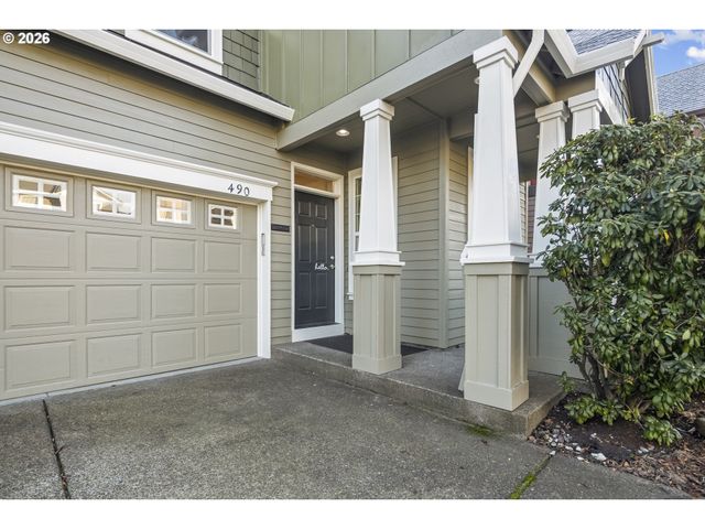 490 Ne 64TH Way, Hillsboro, OR 97124
