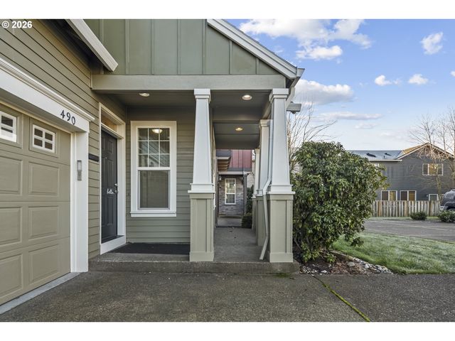490 Ne 64TH Way, Hillsboro, OR 97124