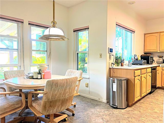 42205 Round Hill Drive, Lancaster, CA 93536