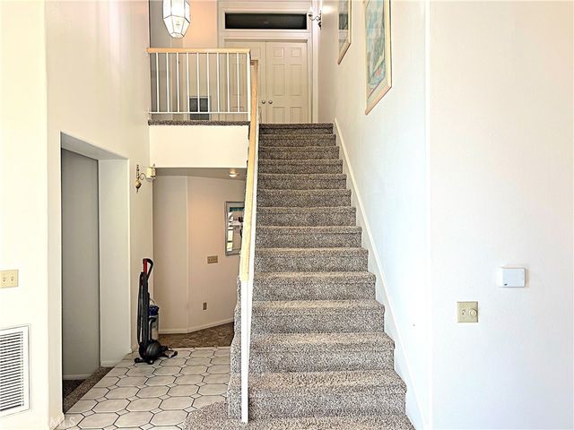 42205 Round Hill Drive, Lancaster, CA 93536