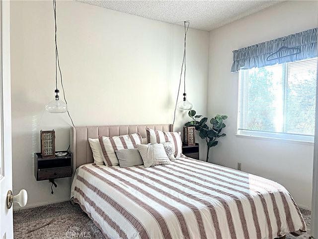 42205 Round Hill Drive, Lancaster, CA 93536