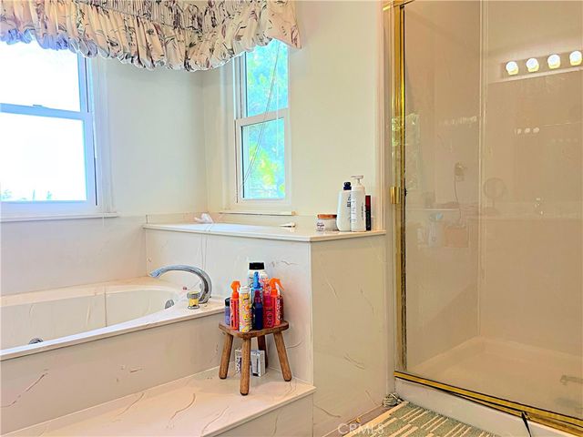 42205 Round Hill Drive, Lancaster, CA 93536