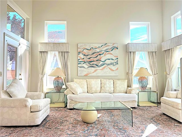 42205 Round Hill Drive, Lancaster, CA 93536