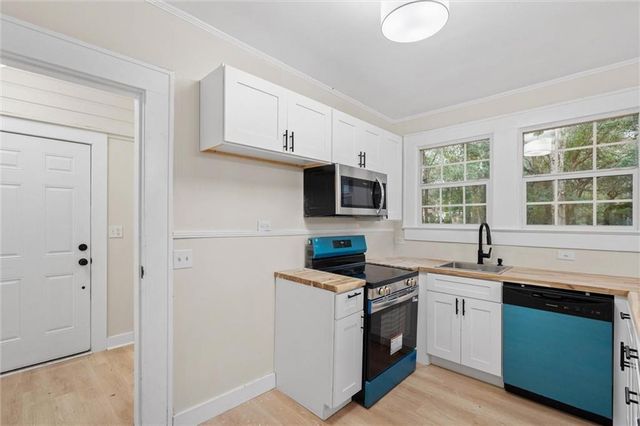 10070 Court Street, Grand Bay, AL 36541