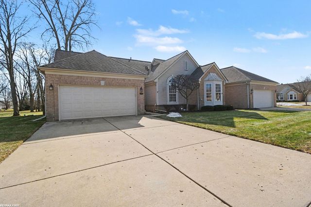 4161 Paisley Drive, Sterling Heights, MI 48314