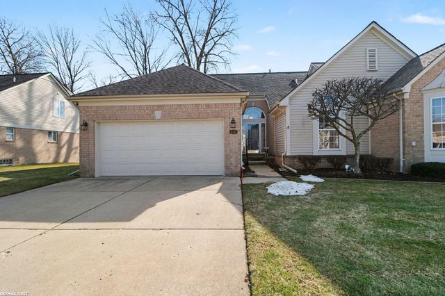 4161 Paisley Drive, Sterling Heights, MI 48314