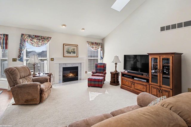4161 Paisley Drive, Sterling Heights, MI 48314