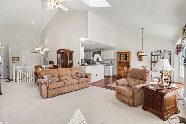 4161 Paisley Drive, Sterling Heights, MI 48314