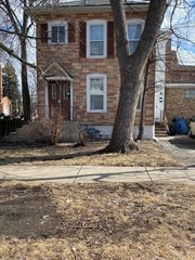 319 N 6th Avenue, Maywood, IL 60153