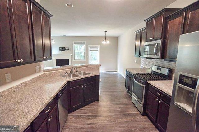 177 Townview Drive, Woodstock, GA 30189