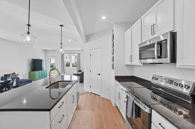 1548 Summerview Lane, Miami Twp, OH 45150