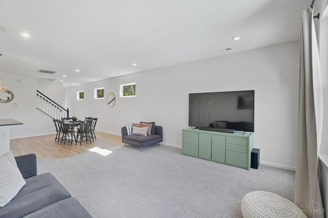 1548 Summerview Lane, Miami Twp, OH 45150