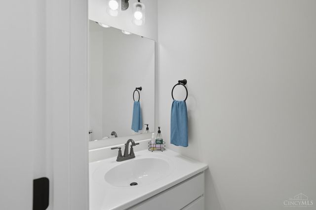 1548 Summerview Lane, Miami Twp, OH 45150