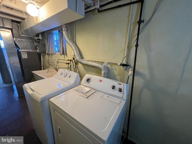 7612 LARGE ST, Philadelphia, PA 19152