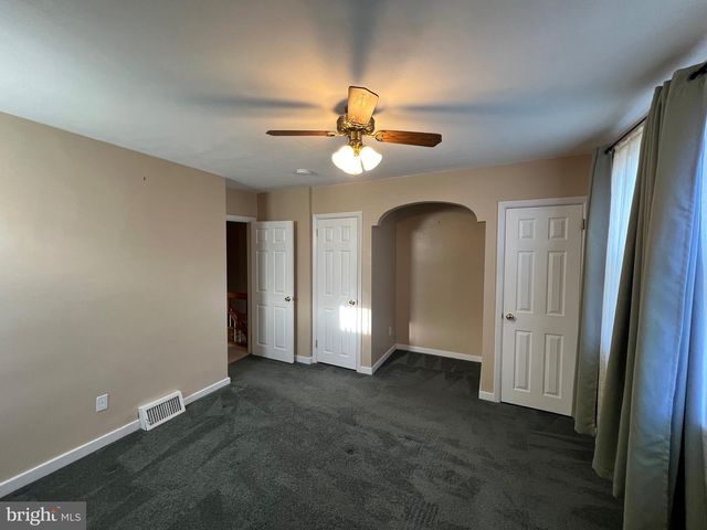 7612 LARGE ST, Philadelphia, PA 19152