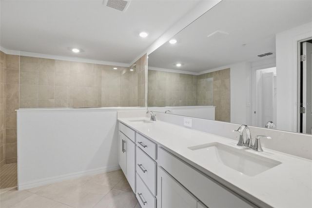 19219 CHERRYSTONE WAY 101, Lakewood Ranch, FL 34211