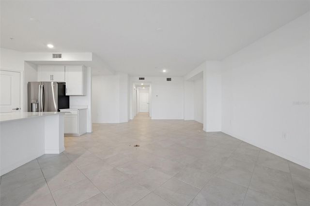 19219 CHERRYSTONE WAY 101, Lakewood Ranch, FL 34211