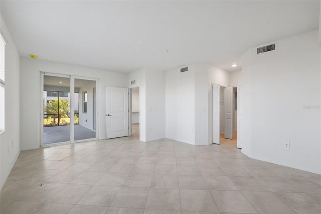 19219 CHERRYSTONE WAY 101, Lakewood Ranch, FL 34211