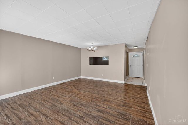 8819 Grenada Drive, Springfield Twp., OH 45231