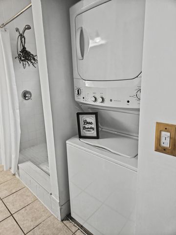 4892 Chancellor Drive 21, Jupiter, FL 33458