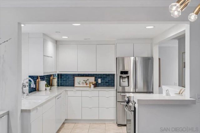 7550 Eads Ave 209, La Jolla, CA 92037