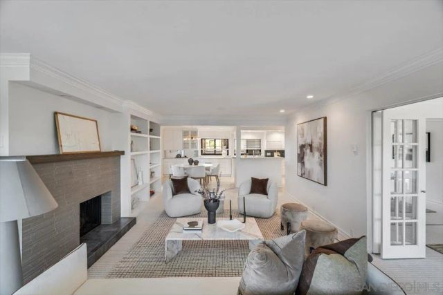 7550 Eads Ave 209, La Jolla, CA 92037