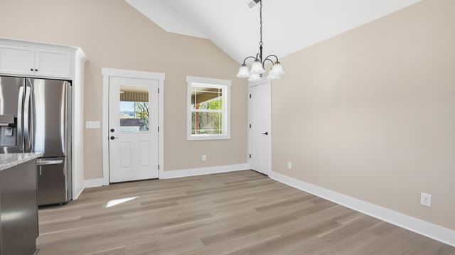 104 Division St, Normandy, TN 37360