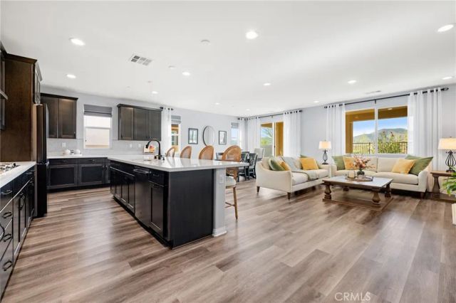 29819 Saddle Ranch Place, Menifee, CA 92584