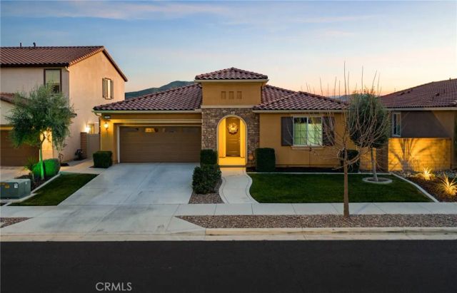 29819 Saddle Ranch Place, Menifee, CA 92584