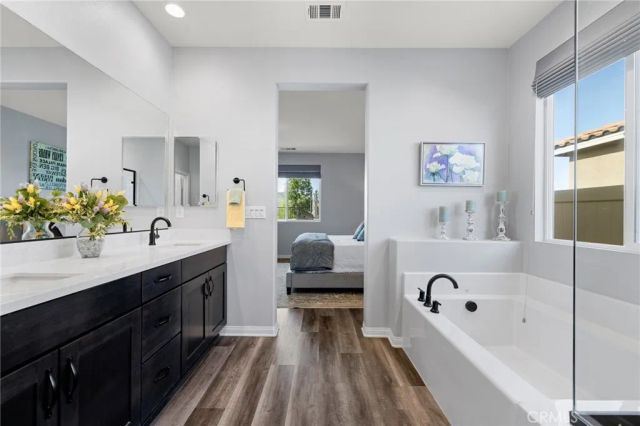 29819 Saddle Ranch Place, Menifee, CA 92584