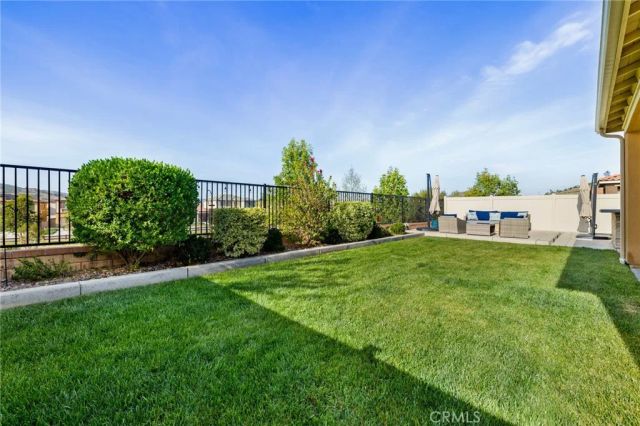 29819 Saddle Ranch Place, Menifee, CA 92584