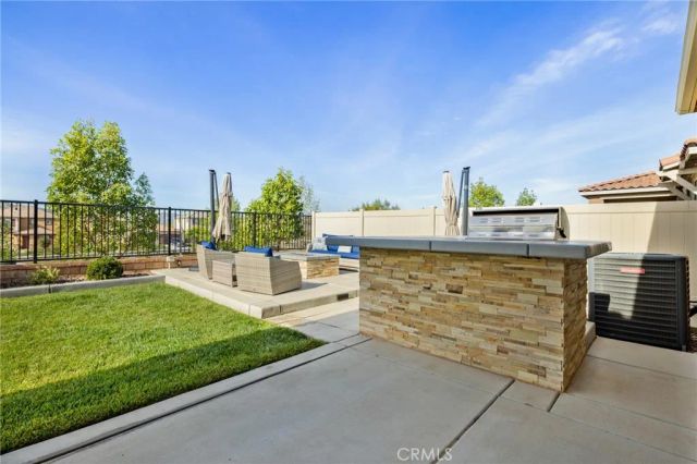 29819 Saddle Ranch Place, Menifee, CA 92584