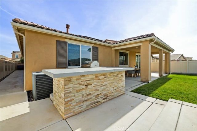 29819 Saddle Ranch Place, Menifee, CA 92584