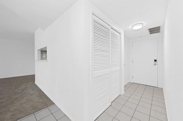 4010 Galt Ocean Drive 702, Fort Lauderdale, FL 33308