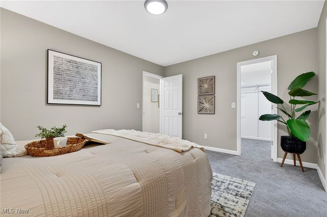 9924 Pebble Beach Cove, Aurora, OH 44202