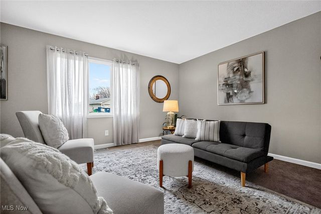 9924 Pebble Beach Cove, Aurora, OH 44202